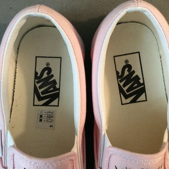 RARE NWOT Van's Alice In Wonderland slip on - Picture 6 of 9